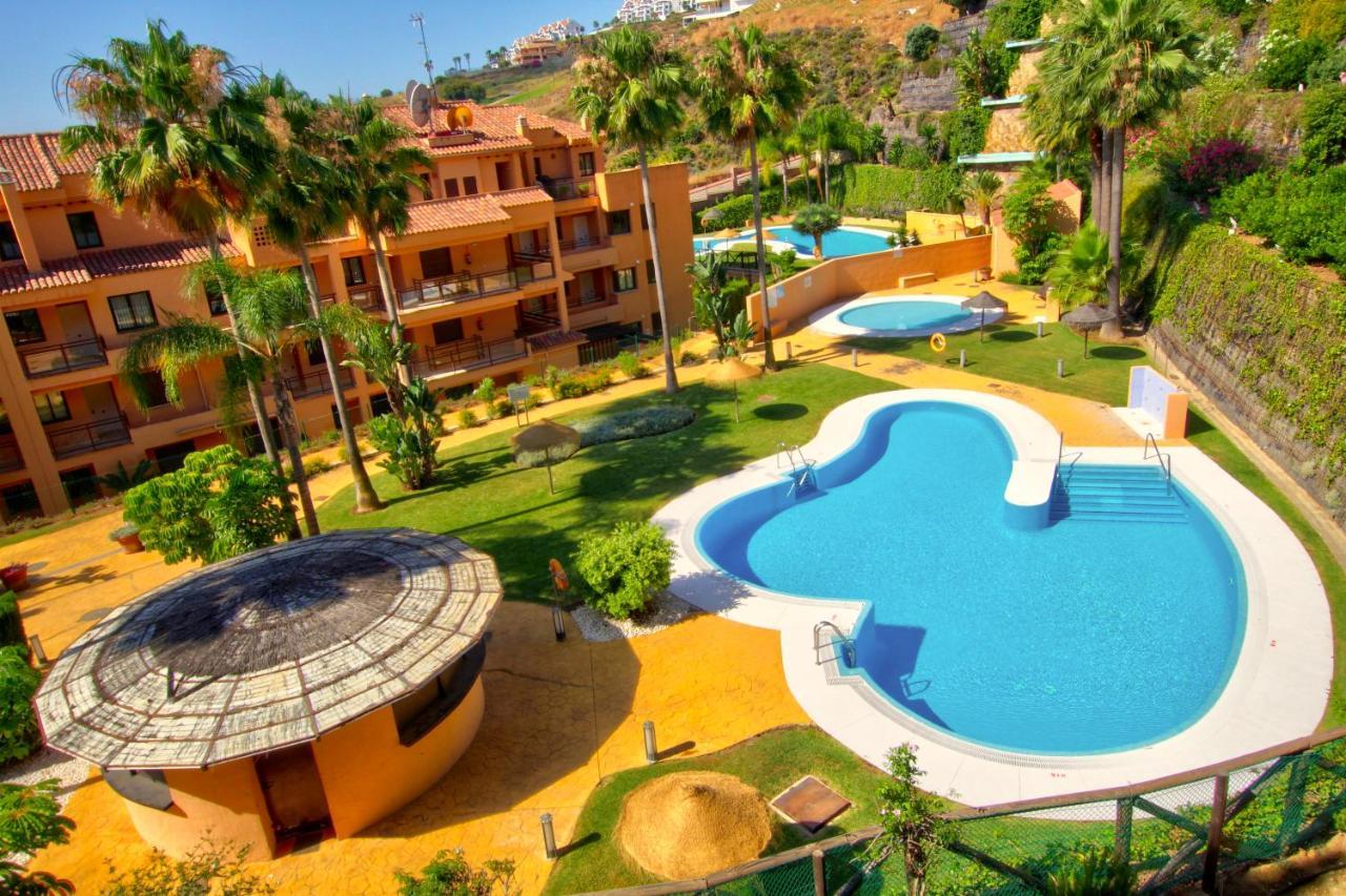 Calanova Sea Golf Paradise Михас Екстериор снимка